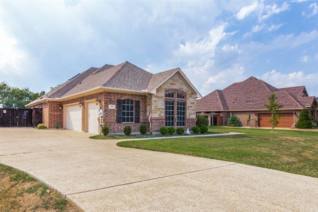2040 Carlisle Drive, Crowley, TX 76036