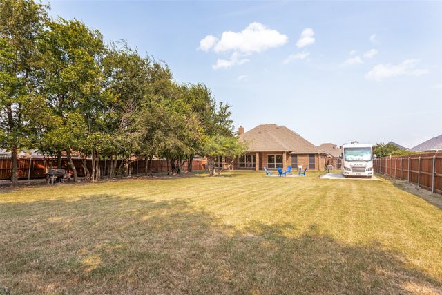 2040 Carlisle Drive, Crowley, TX 76036