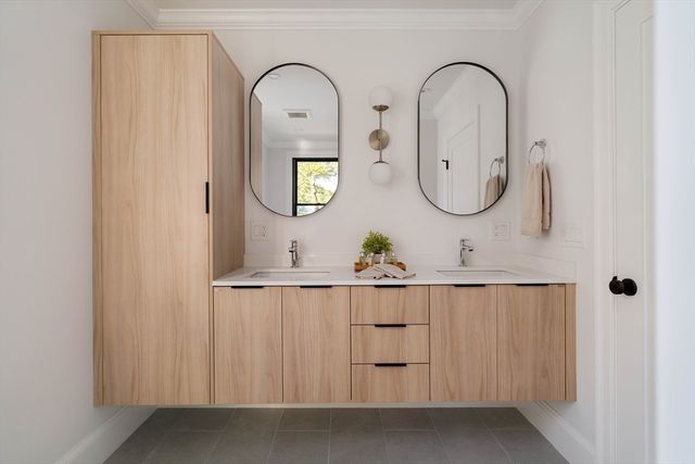 133 Fayerweather Street 133, Cambridge, MA 02138