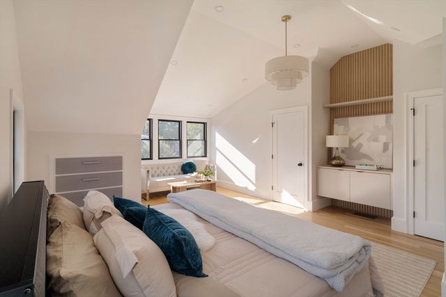 133 Fayerweather Street 133, Cambridge, MA 02138