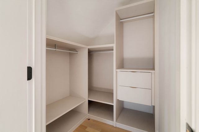 133 Fayerweather Street 133, Cambridge, MA 02138