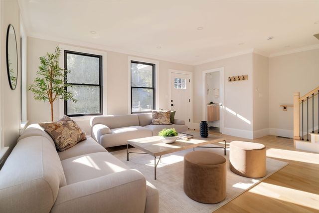 133 Fayerweather Street 133, Cambridge, MA 02138