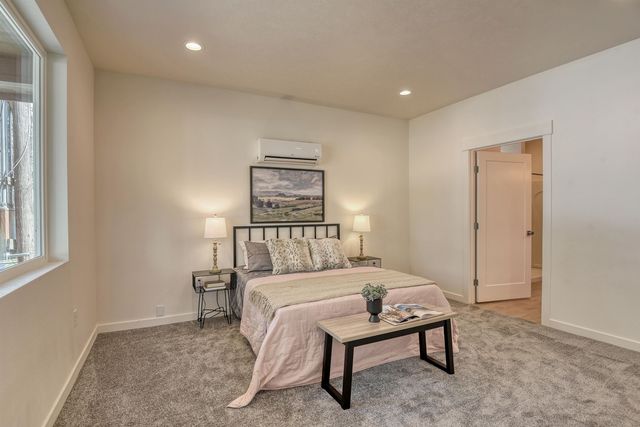 3595 W PRINCETON Ave, Spokane, WA 99205