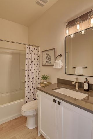 3595 W PRINCETON Ave, Spokane, WA 99205