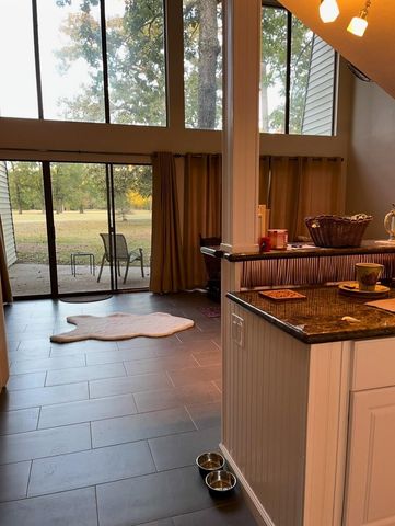 24474 Country Club Drive, Huntsville, TX 77320