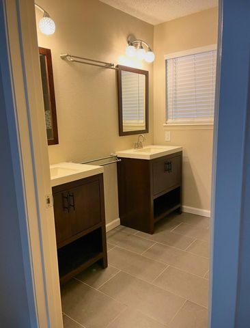 24474 Country Club Drive, Huntsville, TX 77320