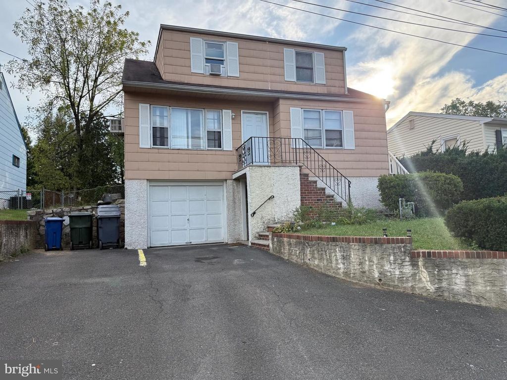 2814 OLD WELSH RD, Willow Grove, PA 19090