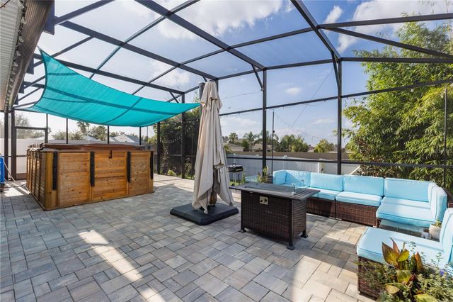 2710 LILYTURF COURT, Tavares, FL 32778