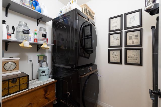 2710 LILYTURF COURT, Tavares, FL 32778