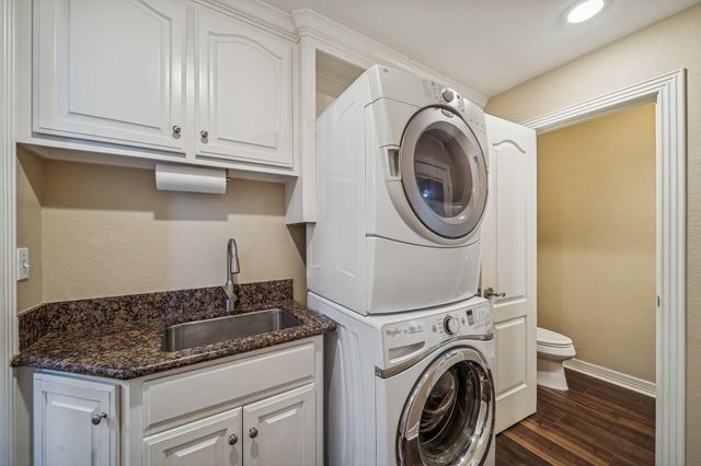 101 County Road 397, Bay City, TX 77414