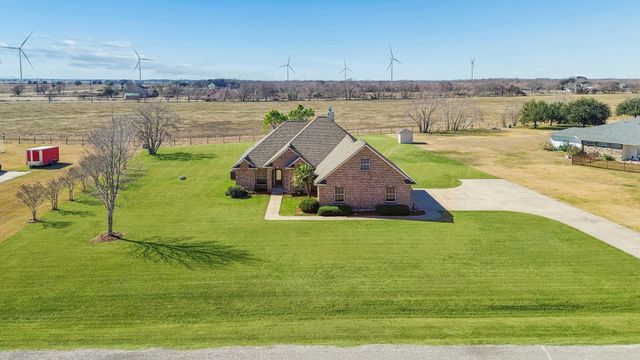 101 County Road 397, Bay City, TX 77414