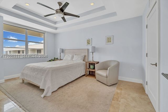 5701 Collins Ave PH14, Miami Beach, FL 33140