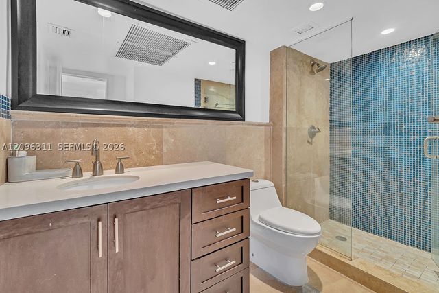 5701 Collins Ave PH14, Miami Beach, FL 33140