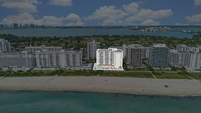 5701 Collins Ave PH14, Miami Beach, FL 33140