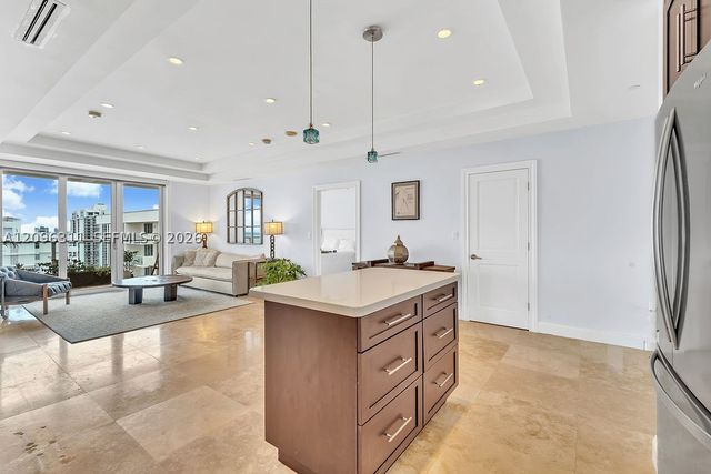 5701 Collins Ave PH14, Miami Beach, FL 33140