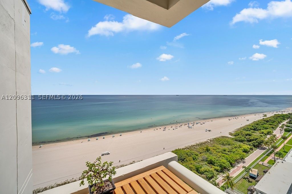 5701 Collins Ave PH14, Miami Beach, FL 33140