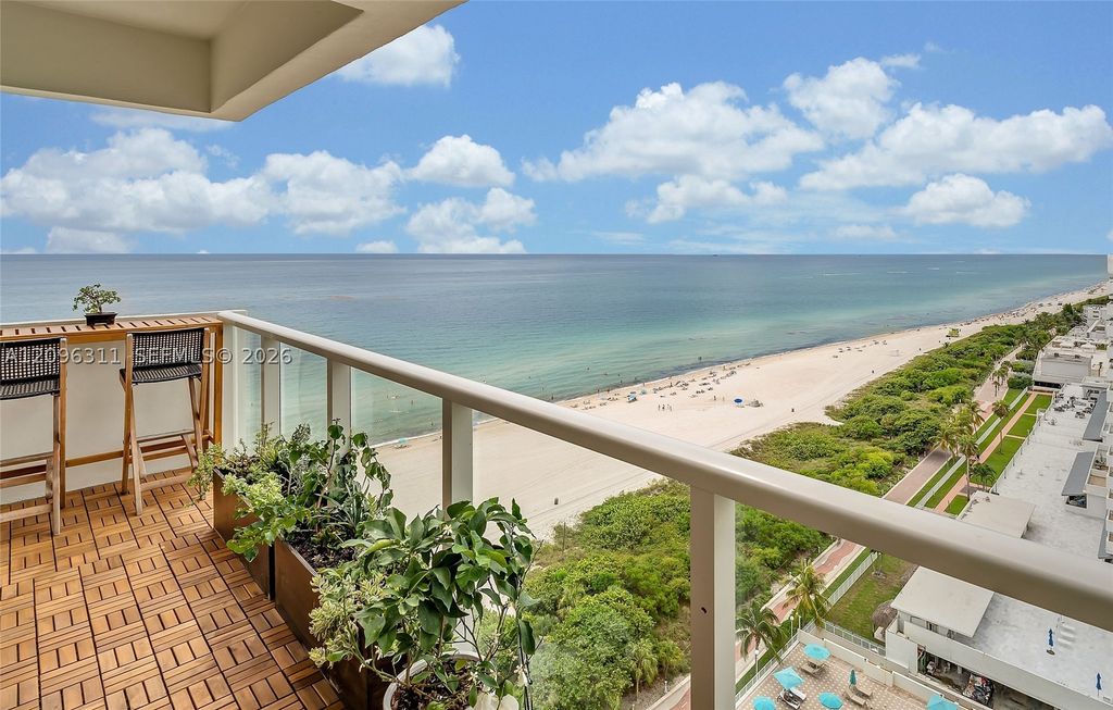 Image 3 of property listing at 5701 Collins Ave PH14, Miami Beach, FL 33140