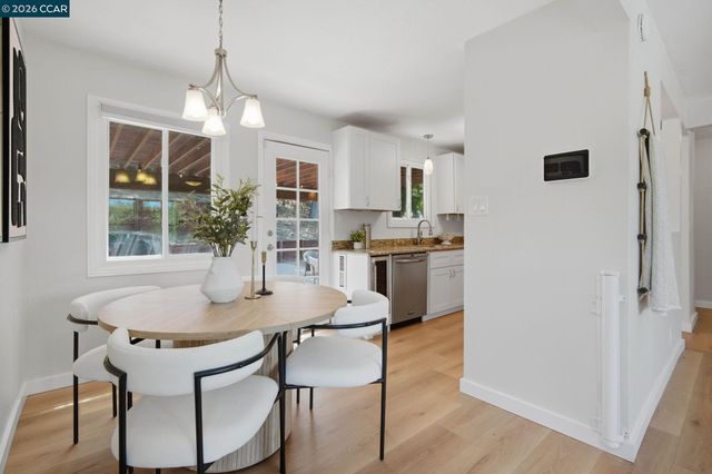 2979 Higuera Ave, Pinole, CA 94564