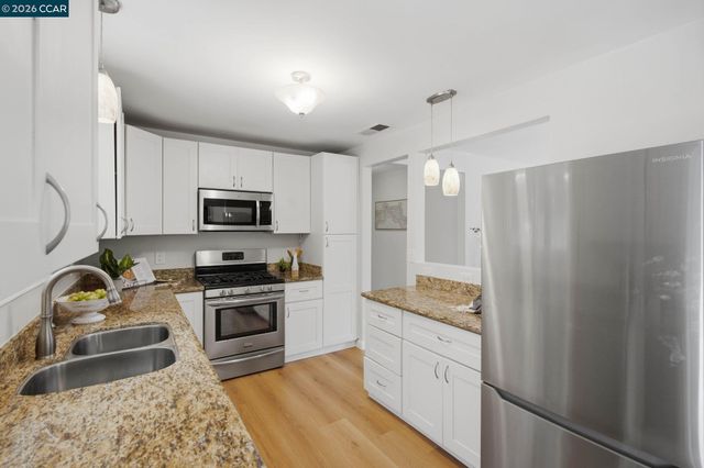 2979 Higuera Ave, Pinole, CA 94564