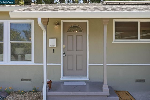 2979 Higuera Ave, Pinole, CA 94564