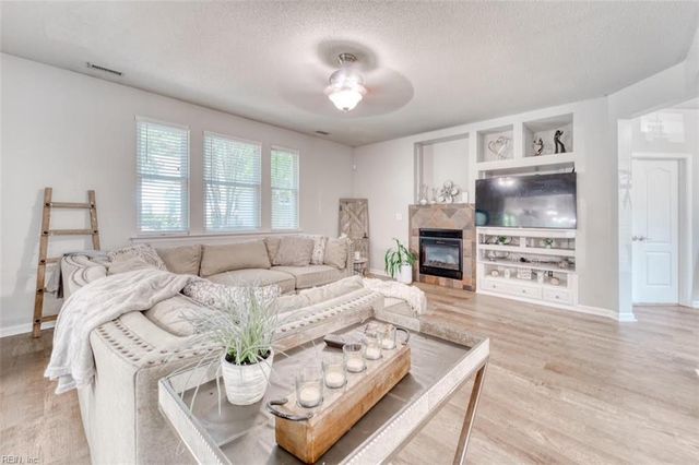 2812 Ridgeboard Pl PL, Chesapeake, VA 23323