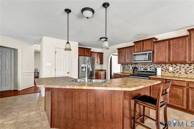 8600 Proctors Run Dr, Chesterfield, VA 23237