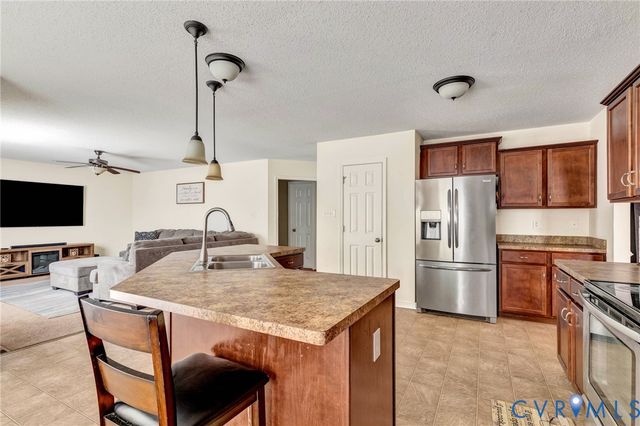 8600 Proctors Run Dr, Chesterfield, VA 23237