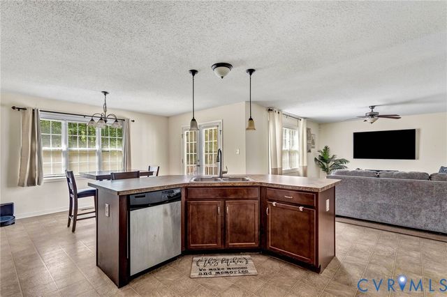 8600 Proctors Run Dr, Chesterfield, VA 23237