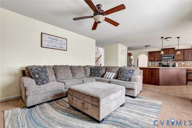 8600 Proctors Run Dr, Chesterfield, VA 23237