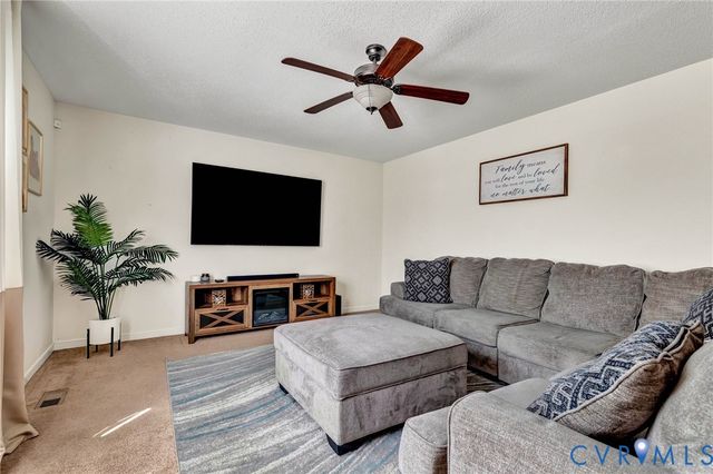 8600 Proctors Run Dr, Chesterfield, VA 23237