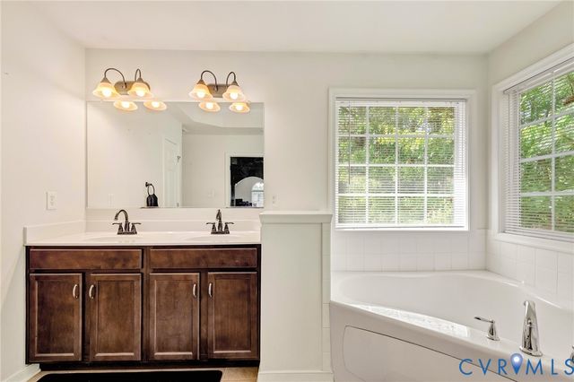 8600 Proctors Run Dr, Chesterfield, VA 23237