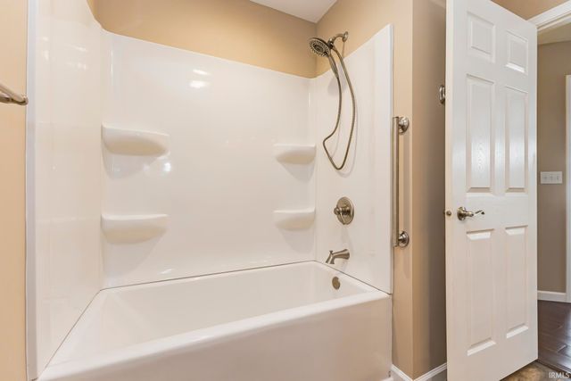 307 E Charter Drive, Muncie, IN 47303