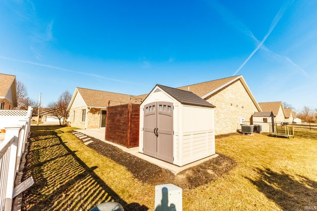 307 E Charter Drive, Muncie, IN 47303