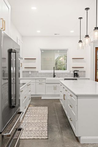 1183 Guerins Bridge Road, Awendaw, SC 29429