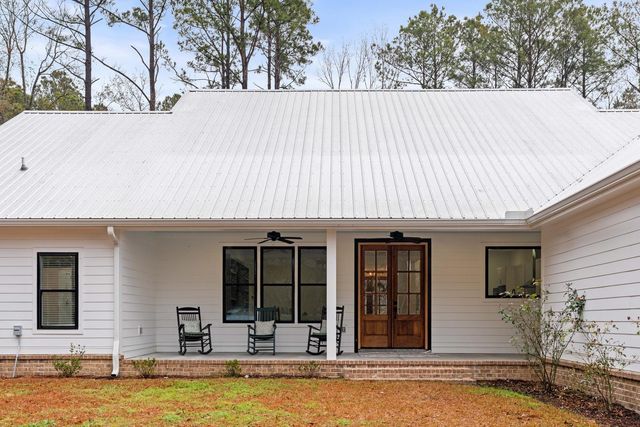 1183 Guerins Bridge Road, Awendaw, SC 29429