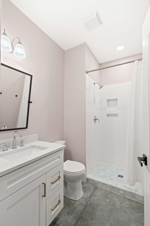 Image 19 of property listing at 1183 Guerins Bridge Road, Awendaw, SC 29429