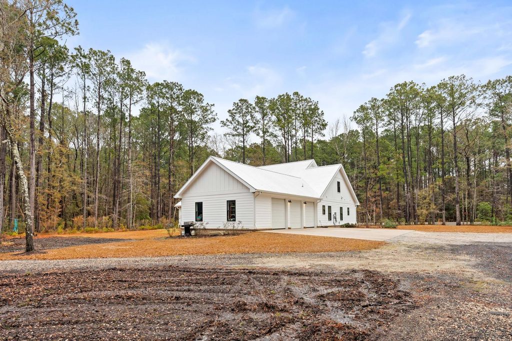 Image 42 of property listing at 1183 Guerins Bridge Road, Awendaw, SC 29429