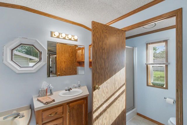 336 Ember Drive, Oxford, WI 53952