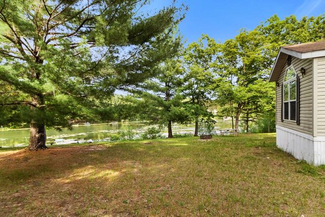 336 Ember Drive, Oxford, WI 53952