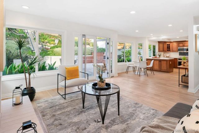 4246 Cordobes Cv, San Diego, CA 92130