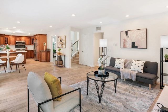 4246 Cordobes Cv, San Diego, CA 92130