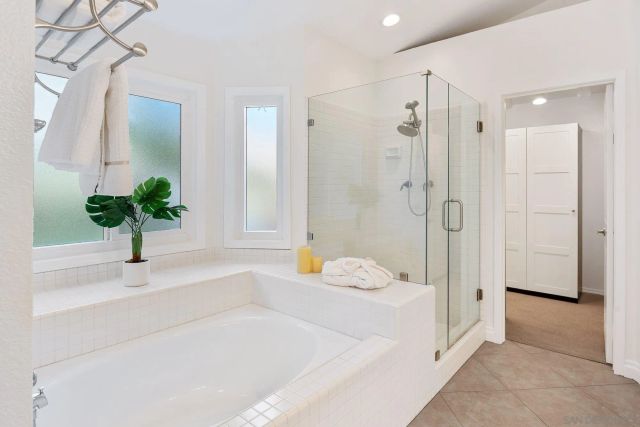 4246 Cordobes Cv, San Diego, CA 92130