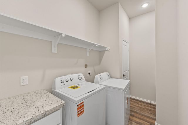 8687 Sassafras Street, Willis, TX 77318