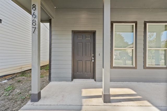 8687 Sassafras Street, Willis, TX 77318