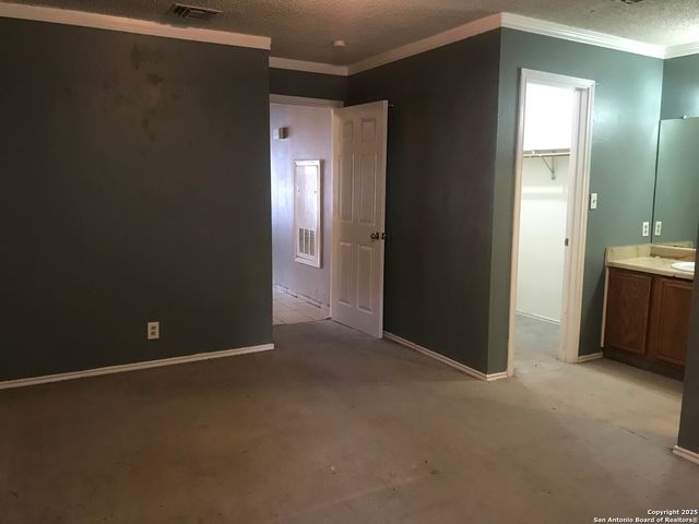 1636 Santa Anna, San Antonio, TX 78201