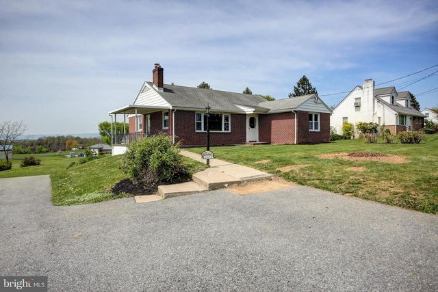 205 ST THOMAS-EDENVILLE RO, Chambersburg, PA 17202