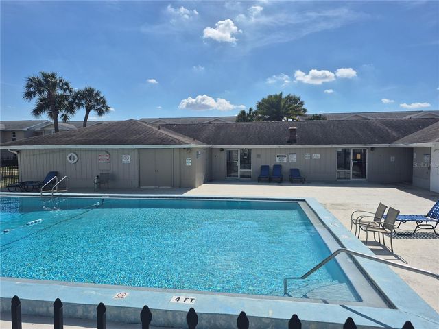 845 SKY LAKE CIRCLE D, Orlando, FL 32809