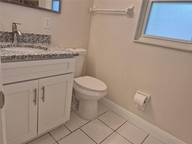 845 SKY LAKE CIRCLE D, Orlando, FL 32809