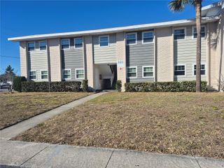 845 SKY LAKE CIRCLE D, Orlando, FL 32809