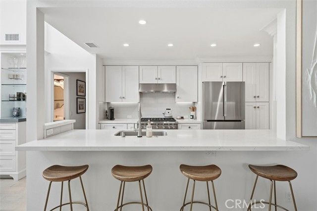 2107 Vista Laredo, Newport Beach, CA 92660